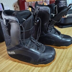 Sims Caliber Men's snowboarding boots sz 8 Possibly Uworn Cond Top Quality